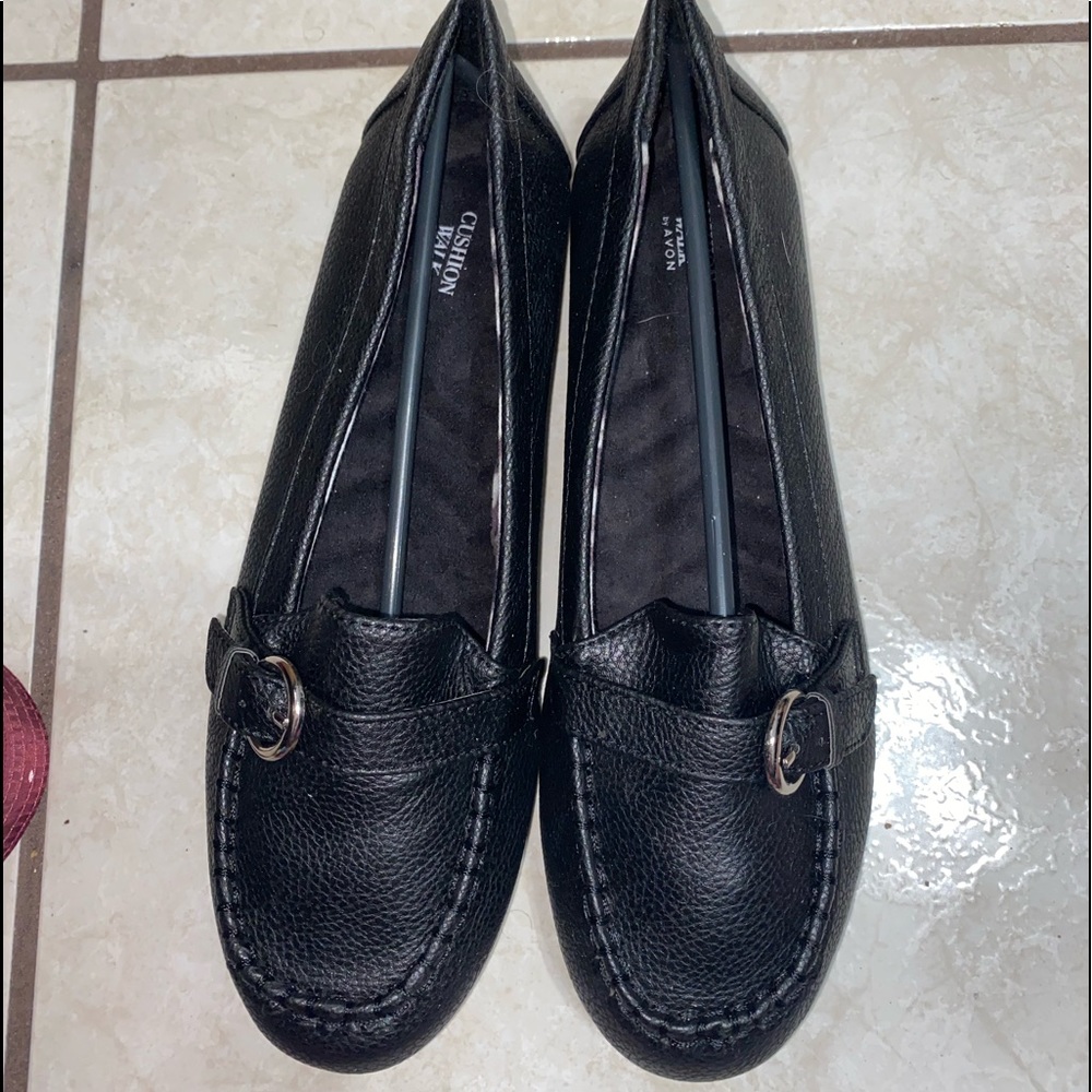 Avon cushion walk loafers 9W